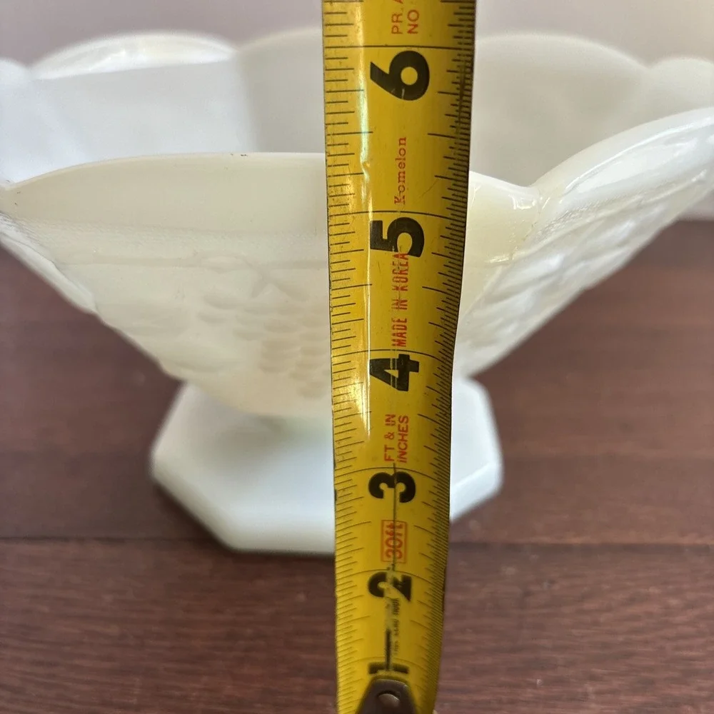 Vintage Harvest Grape Milk Glass Indiana Colony Compote Pedestal Fruit Dish Bowl